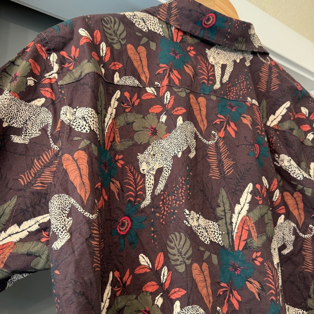 Bonobos Nordstrom Leopard Button Down Short Sleeves Shirt NWT M Slim Fit